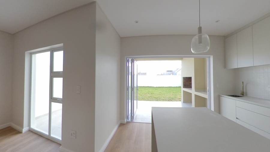 3 Bedroom Property for Sale in Sandown Western Cape